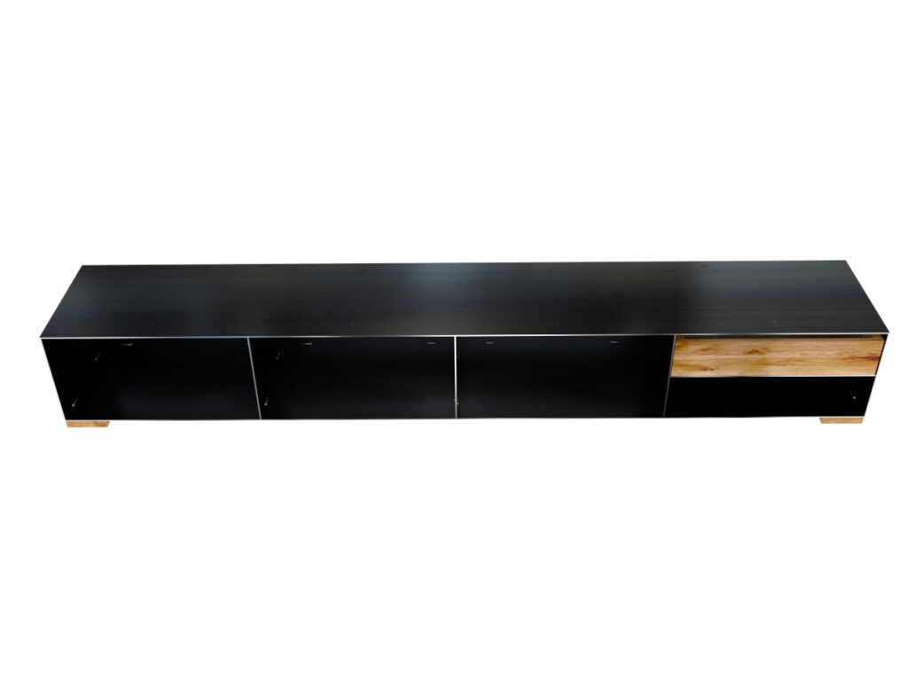 Sideboard Metall modern und minimalistisch in Rohstahloptik und Massivholz