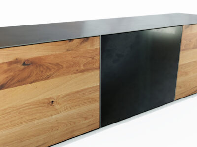 puristisches Sideboard minimalistisch im industrial stil Metall Holz EIche Schwarz mit Flügeltüren und Schubfächern